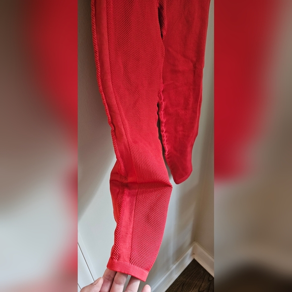 NWT Free movement by free people high rise 22" leggings size M - Picture 9 of 10